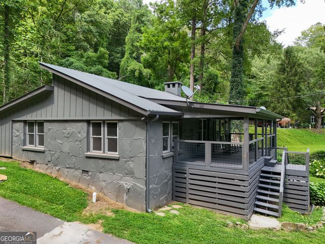 56 Hawthorn Lane, Clayton, GA 30525