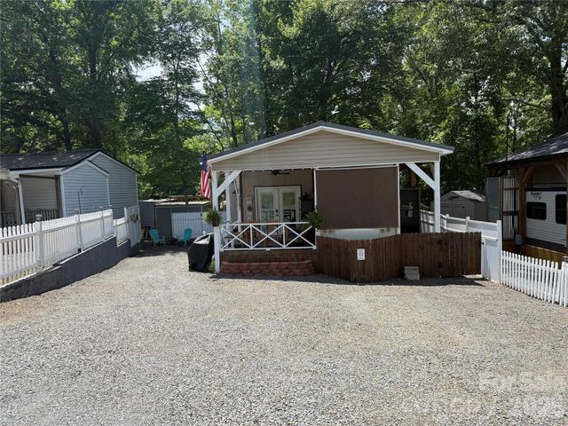 126 Canyon Loop F203, Mount Gilead, NC 27306