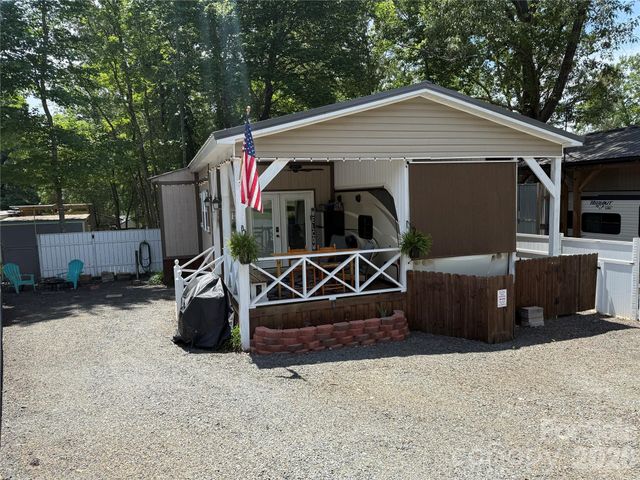 126 Canyon Loop F203, Mount Gilead, NC 27306