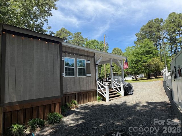 126 Canyon Loop F203, Mount Gilead, NC 27306