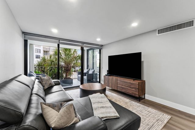 3545 S Ocean Boulevard 304, South Palm Beach, FL 33480