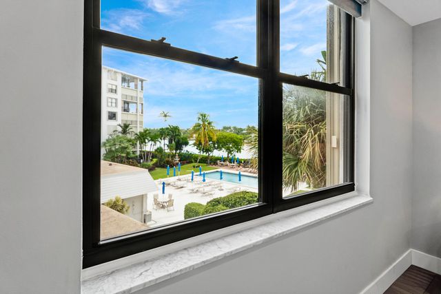 3545 S Ocean Boulevard 304, South Palm Beach, FL 33480
