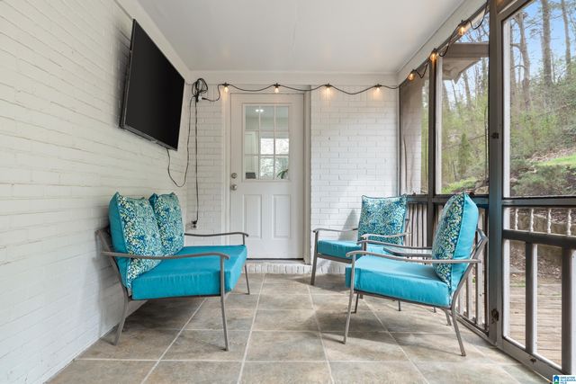 1905 OLD CREEK TRAIL, Vestavia Hills, AL 35216