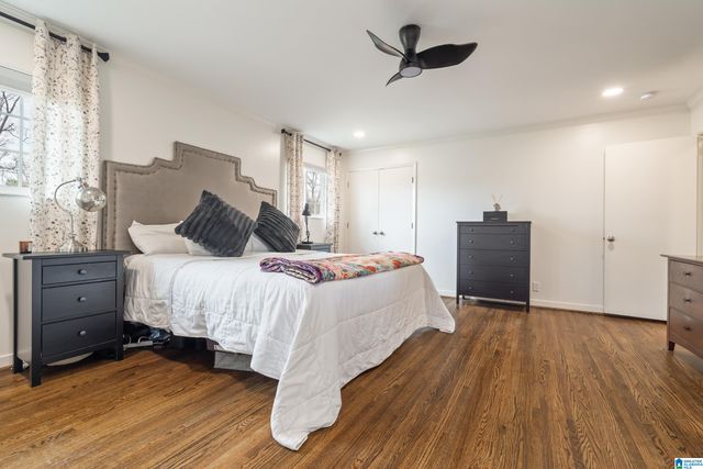 1905 OLD CREEK TRAIL, Vestavia Hills, AL 35216