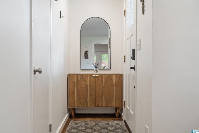 1905 OLD CREEK TRAIL, Vestavia Hills, AL 35216