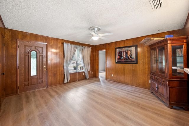 200 W Garrity Street, Corsicana, TX 75110