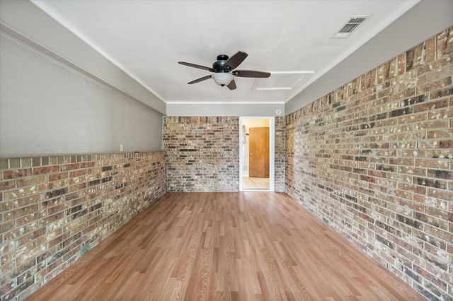 200 W Garrity Street, Corsicana, TX 75110