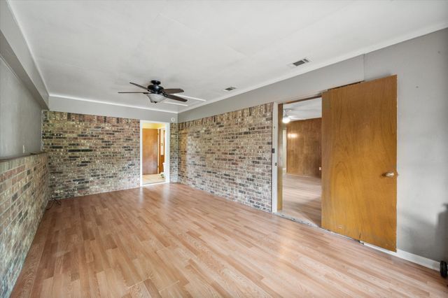 200 W Garrity Street, Corsicana, TX 75110