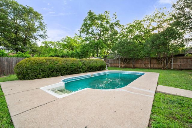 200 W Garrity Street, Corsicana, TX 75110