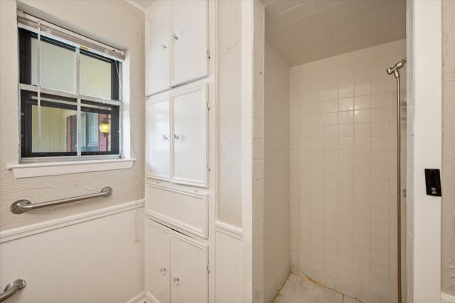 200 W Garrity Street, Corsicana, TX 75110