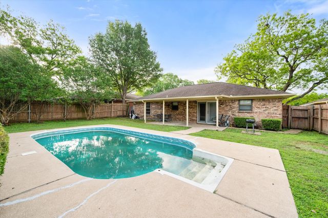 200 W Garrity Street, Corsicana, TX 75110