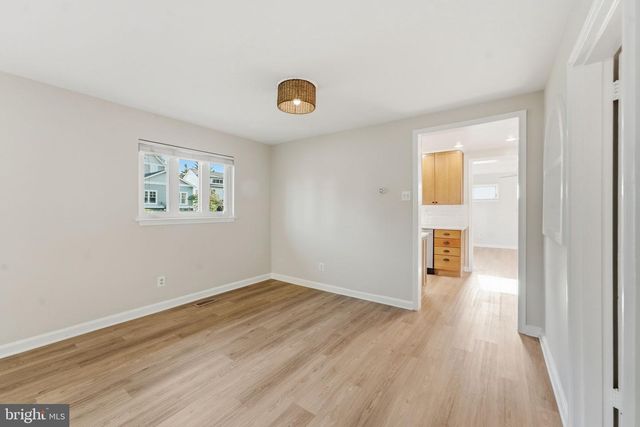 3376 N BUCHANAN ST, Arlington, VA 22207