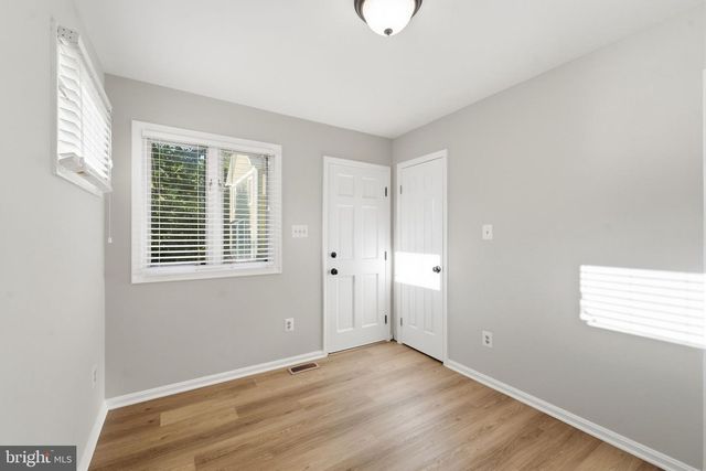 3376 N BUCHANAN ST, Arlington, VA 22207