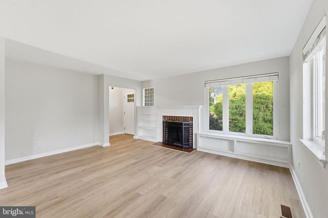 3376 N BUCHANAN ST, Arlington, VA 22207