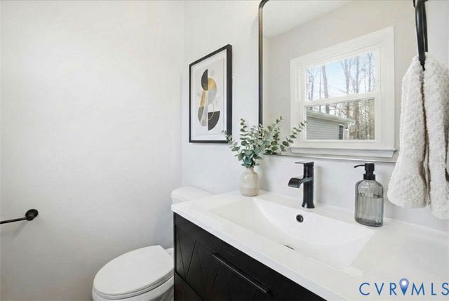 3211 Sylvania Rd, Chester, VA 23831