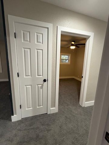 509 E Freeman Street, Bolivar, MO 65613