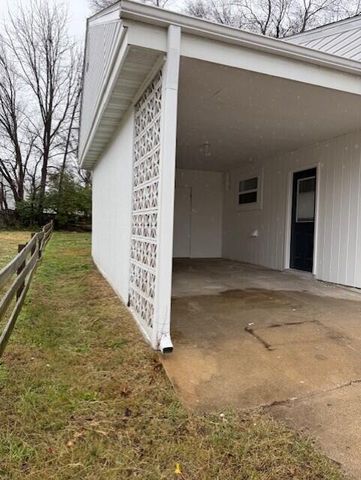 509 E Freeman Street, Bolivar, MO 65613