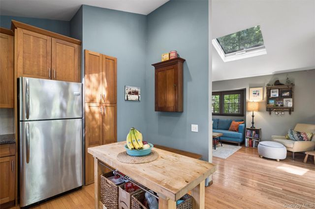 80 Sylvan Avenue, Miller Place, NY 11764