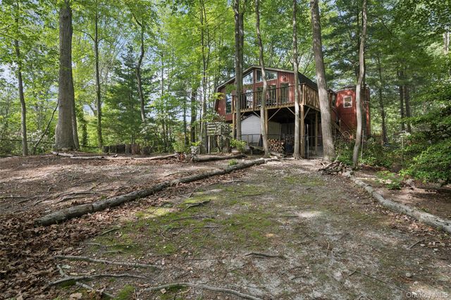 80 Sylvan Avenue, Miller Place, NY 11764