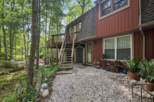 80 Sylvan Avenue, Miller Place, NY 11764