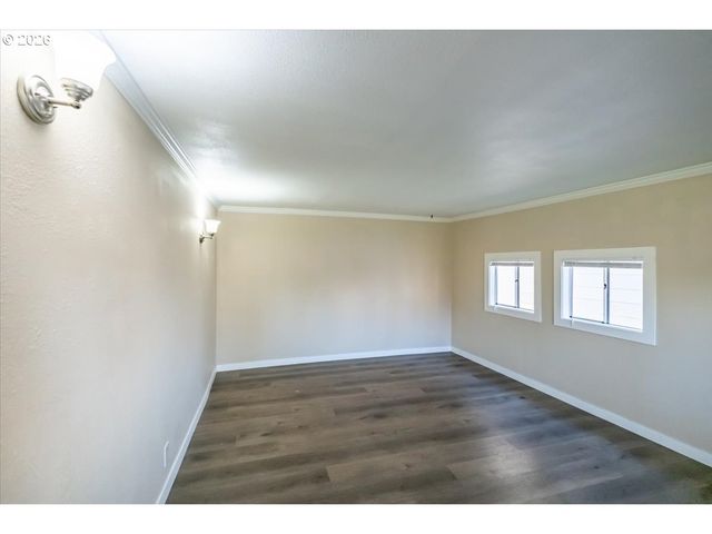 2573 KALMIA St, Sweet Home, OR 97386