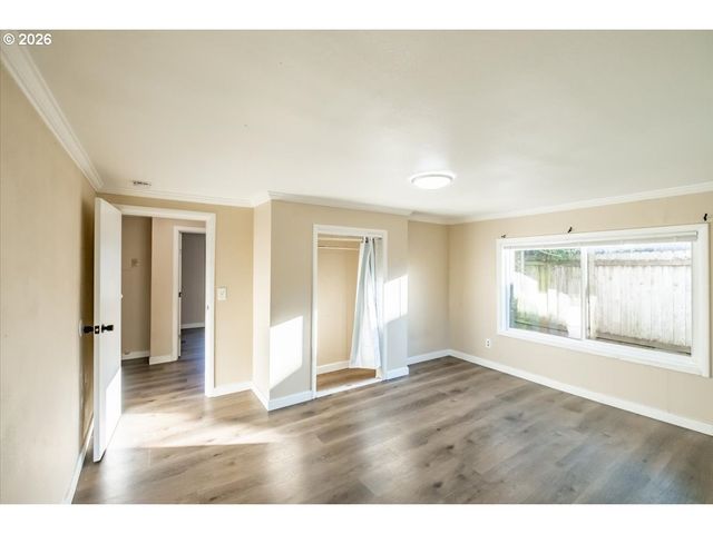 2573 KALMIA St, Sweet Home, OR 97386