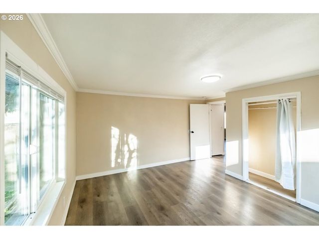 2573 KALMIA St, Sweet Home, OR 97386