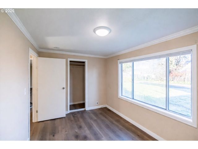 2573 KALMIA St, Sweet Home, OR 97386