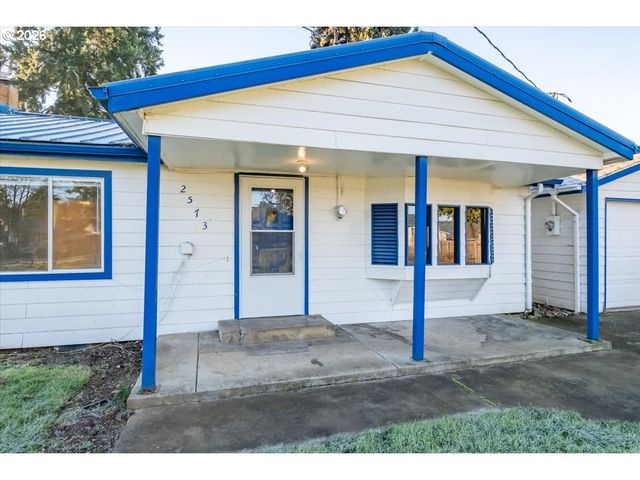 2573 KALMIA St, Sweet Home, OR 97386