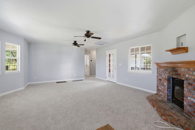 1201 Hidden Lake Dr, Placerville, CA 95667