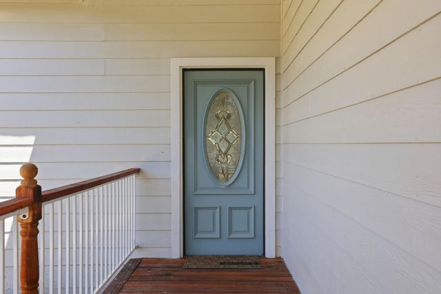 1201 Hidden Lake Dr, Placerville, CA 95667