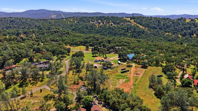 1201 Hidden Lake Dr, Placerville, CA 95667