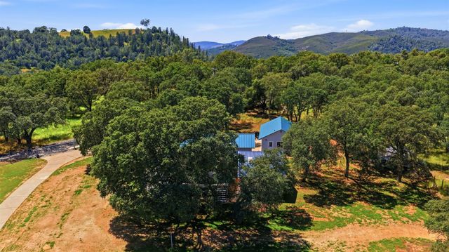 1201 Hidden Lake Dr, Placerville, CA 95667