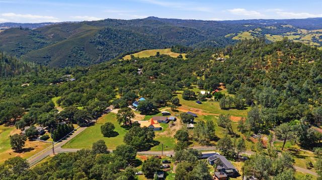 1201 Hidden Lake Dr, Placerville, CA 95667