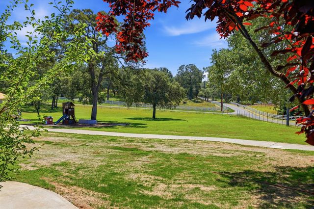 1201 Hidden Lake Dr, Placerville, CA 95667