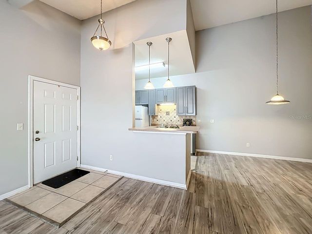 185 N PEARL LAKE CAUSEWAY 210, Altamonte Springs, FL 32714