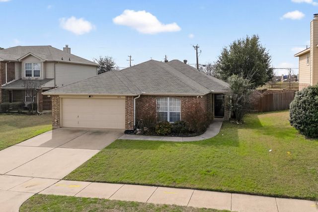 1220 Jackson Drive, Crowley, TX 76036