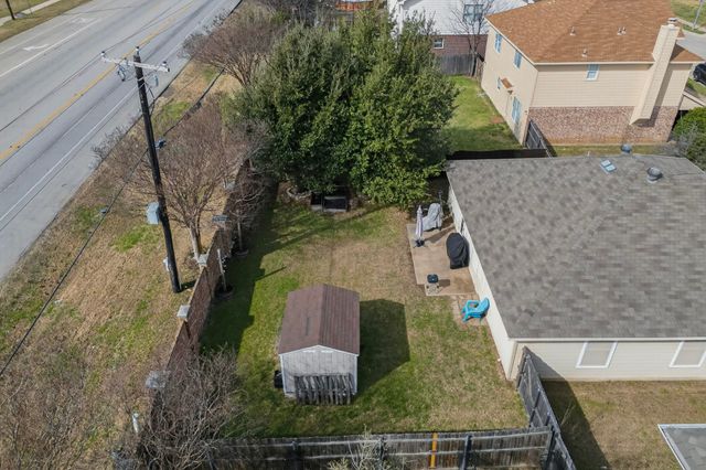 1220 Jackson Drive, Crowley, TX 76036