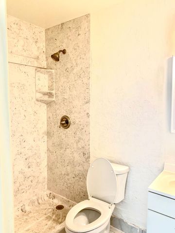 260 NW 19th Street 27, Boca Raton, FL 33432