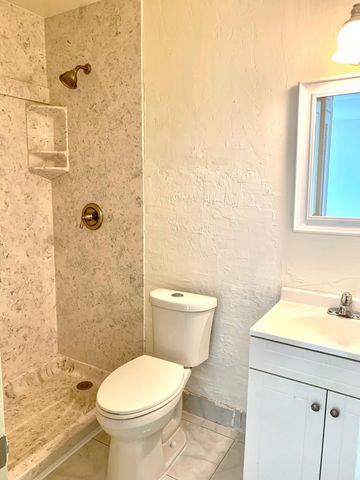 260 NW 19th Street 27, Boca Raton, FL 33432