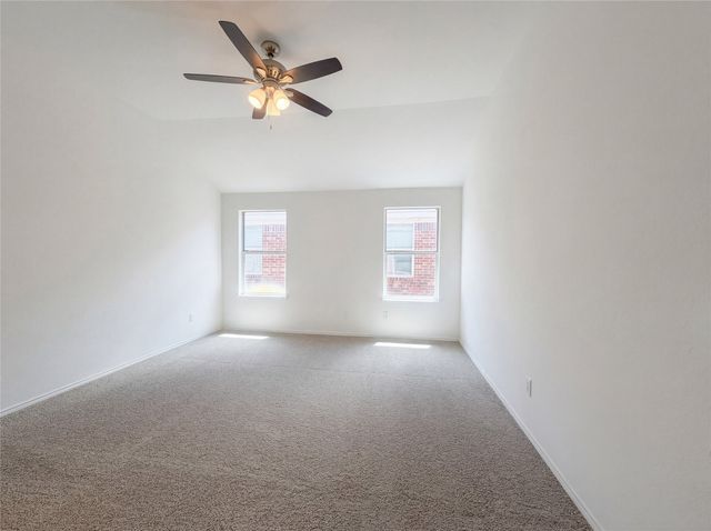 2563 Taos Drive, Grand Prairie, TX 75051