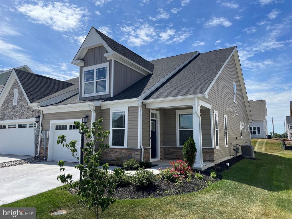 27 ELDERBERRY LN, Gettysburg, PA 17325