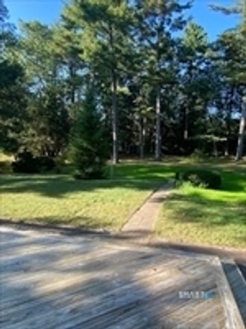 212 Feeding Hills Road Road, Southwick, MA 01077