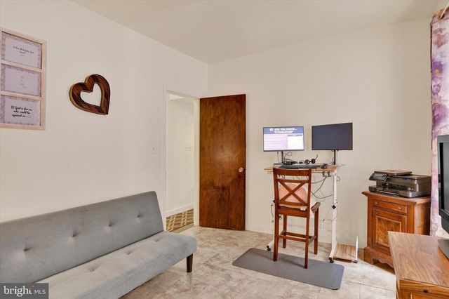 427 MACLAY ST, Harrisburg, PA 17110