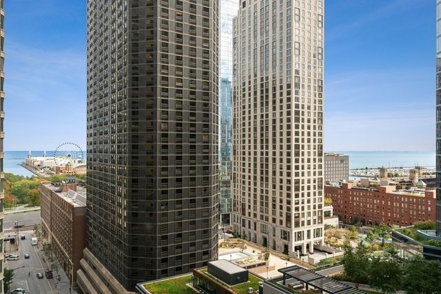 400 E OHIO Street 3004, Chicago, IL 60611