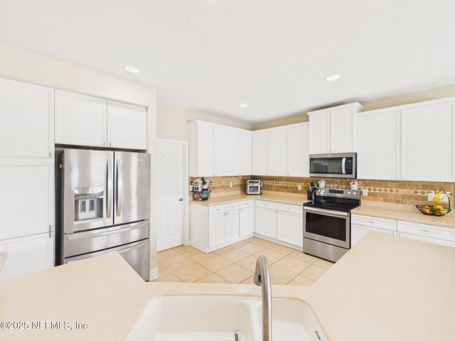 85030 CHAMPLAIN Drive, Fernandina Beach, FL 32034