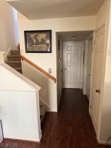 36 Stevens Court, Bedminster Twp., NJ 07921