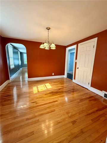 19 Annette Avenue, Pawtucket, RI 02861