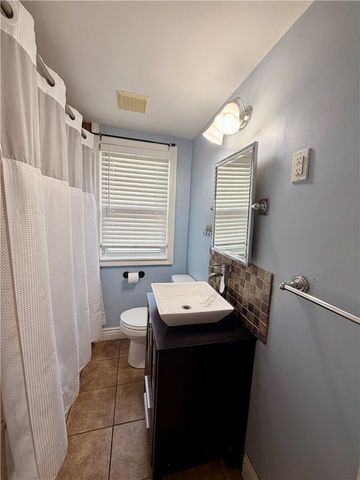 19 Annette Avenue, Pawtucket, RI 02861
