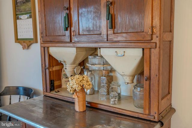 651 ROBINSON RD, Newport, PA 17074